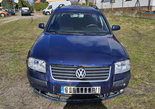 Volkswagen Passat cena 2999 przebieg: 279000, rok produkcji 2003 z Wejherowo małe 37